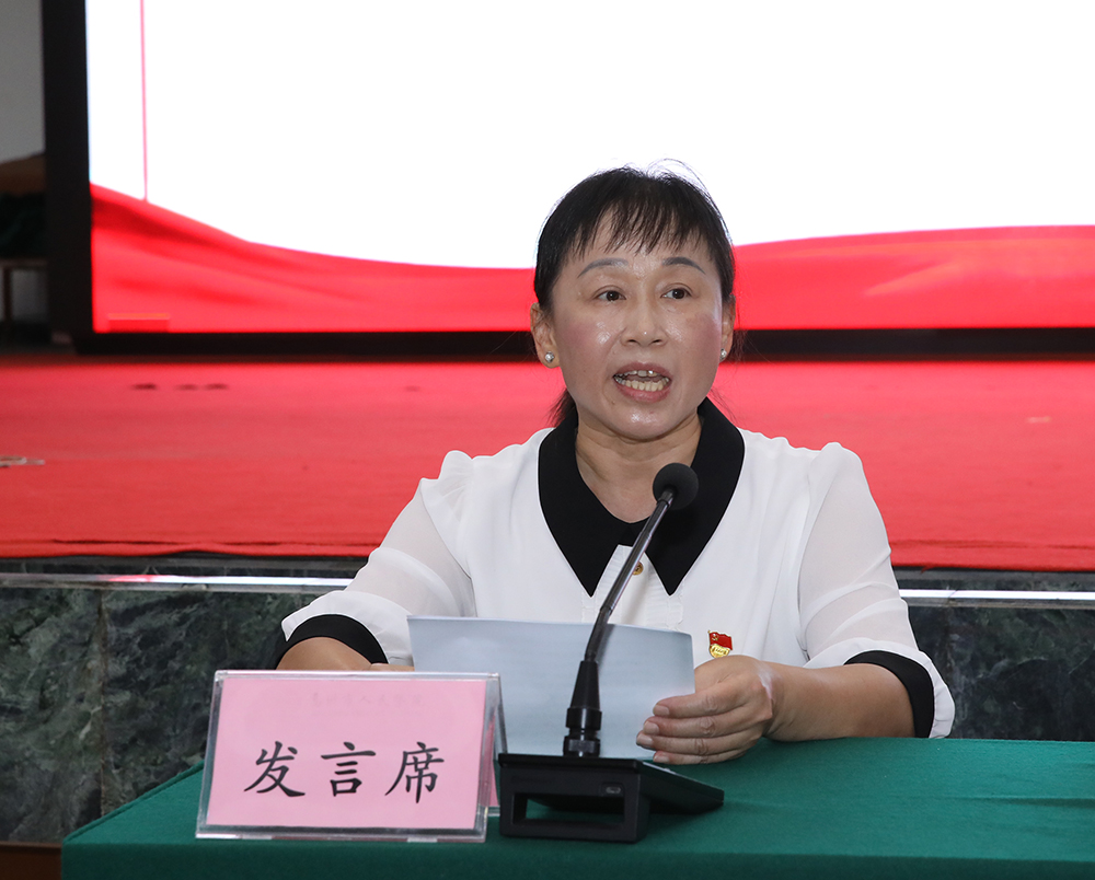 卢少红100.jpg